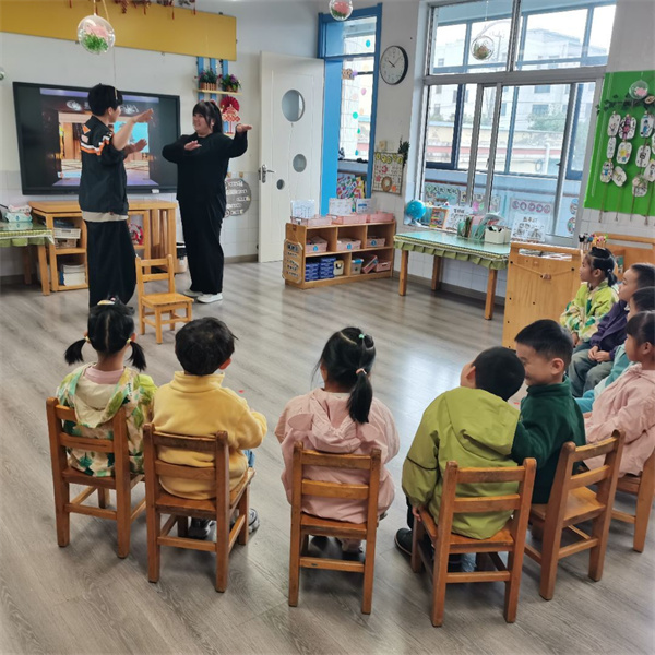 b5ad17504804427b9e809a871a6cb4d6.jpg b5ad17504804427b9e809a871a6cb4d6.jpg