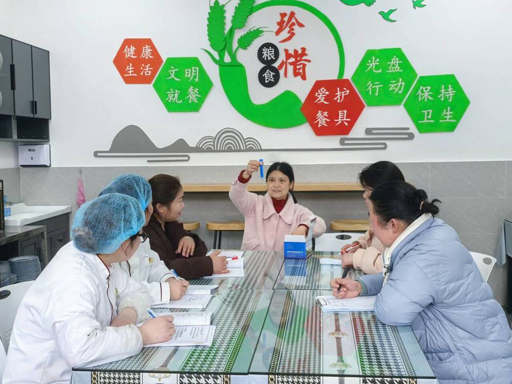 388f09651171458a85286e7517614af8.jpg 388f09651171458a85286e7517614af8.jpg