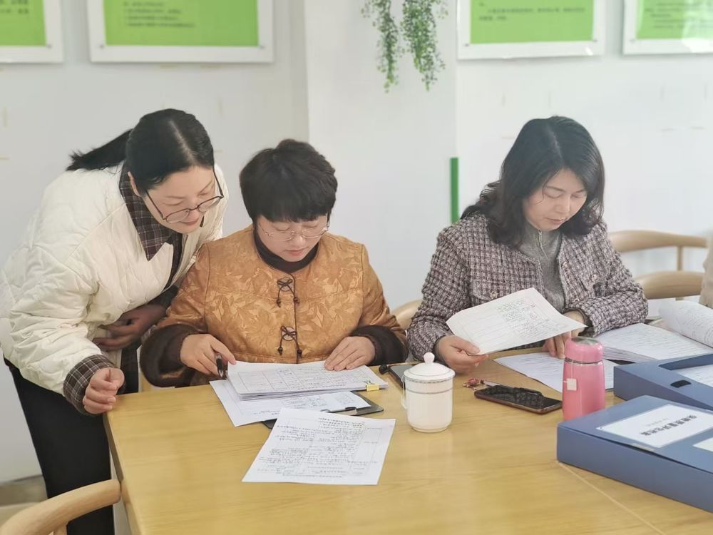 e2441fba4340449e8d3524a39f742228.jpg e2441fba4340449e8d3524a39f742228.jpg