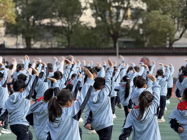 18da017c55754cb1b218004109d1de4c.jpg 18da017c55754cb1b218004109d1de4c.jpg