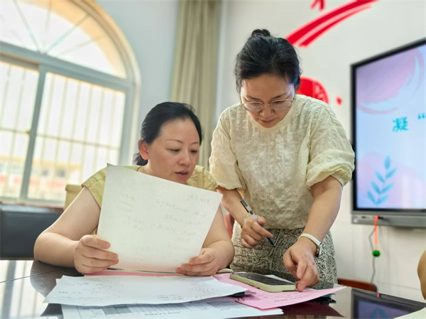 b9f51e03b13b42d8a78e03a0d2d9f042.jpg b9f51e03b13b42d8a78e03a0d2d9f042.jpg